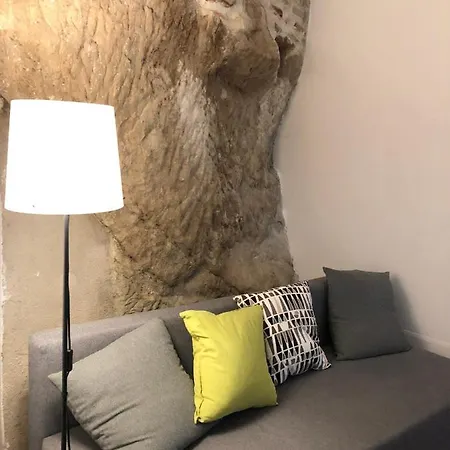 La Pietra Lägenhet *